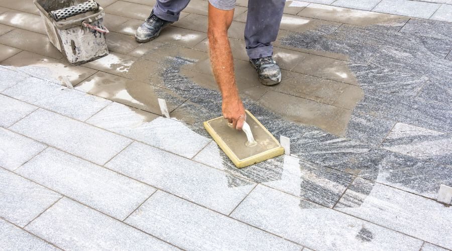 Professional residential roofers in McKee, KY
